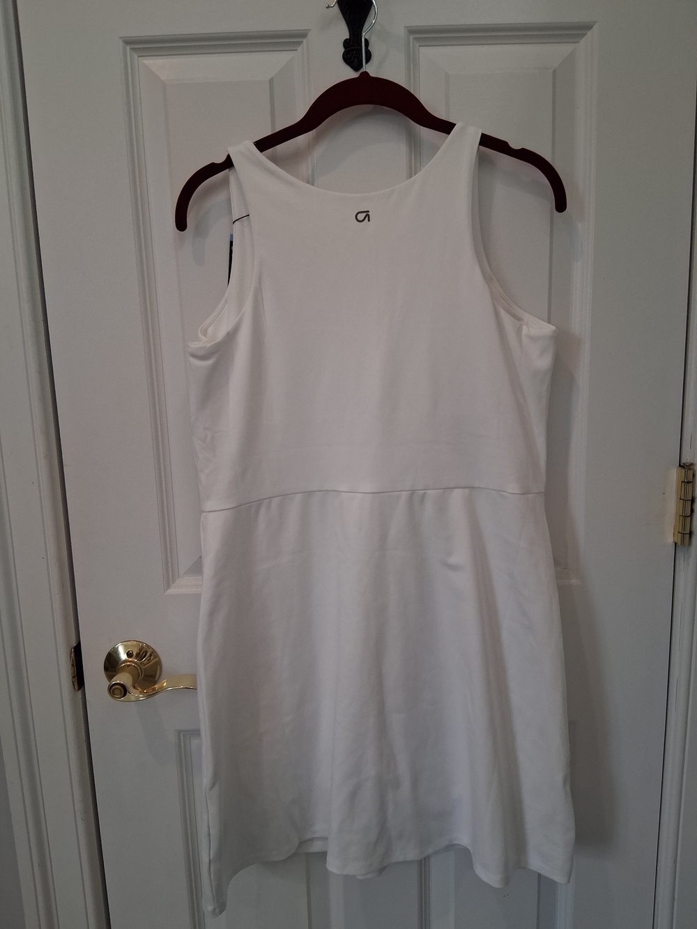GAP White Sleeveless V-Neck Active Dress - Picture 2 of 11